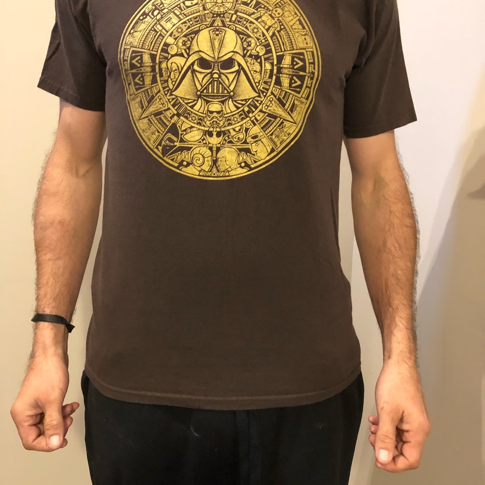 Star Wars “Golden Darth” Tee Shirt.  Large.